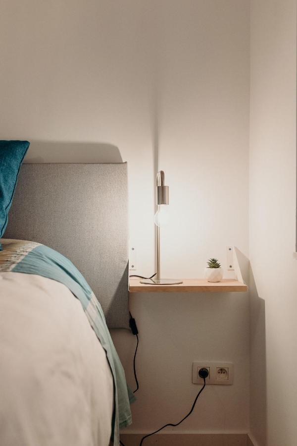 Tiny Stone Apartment Maredret Bagian luar foto